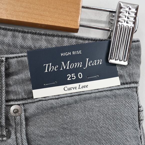 NWT Abercrombie & Fitch Curve Love High Rise Mom Jean Grey Size 25 Regular - Picture 10 of 12